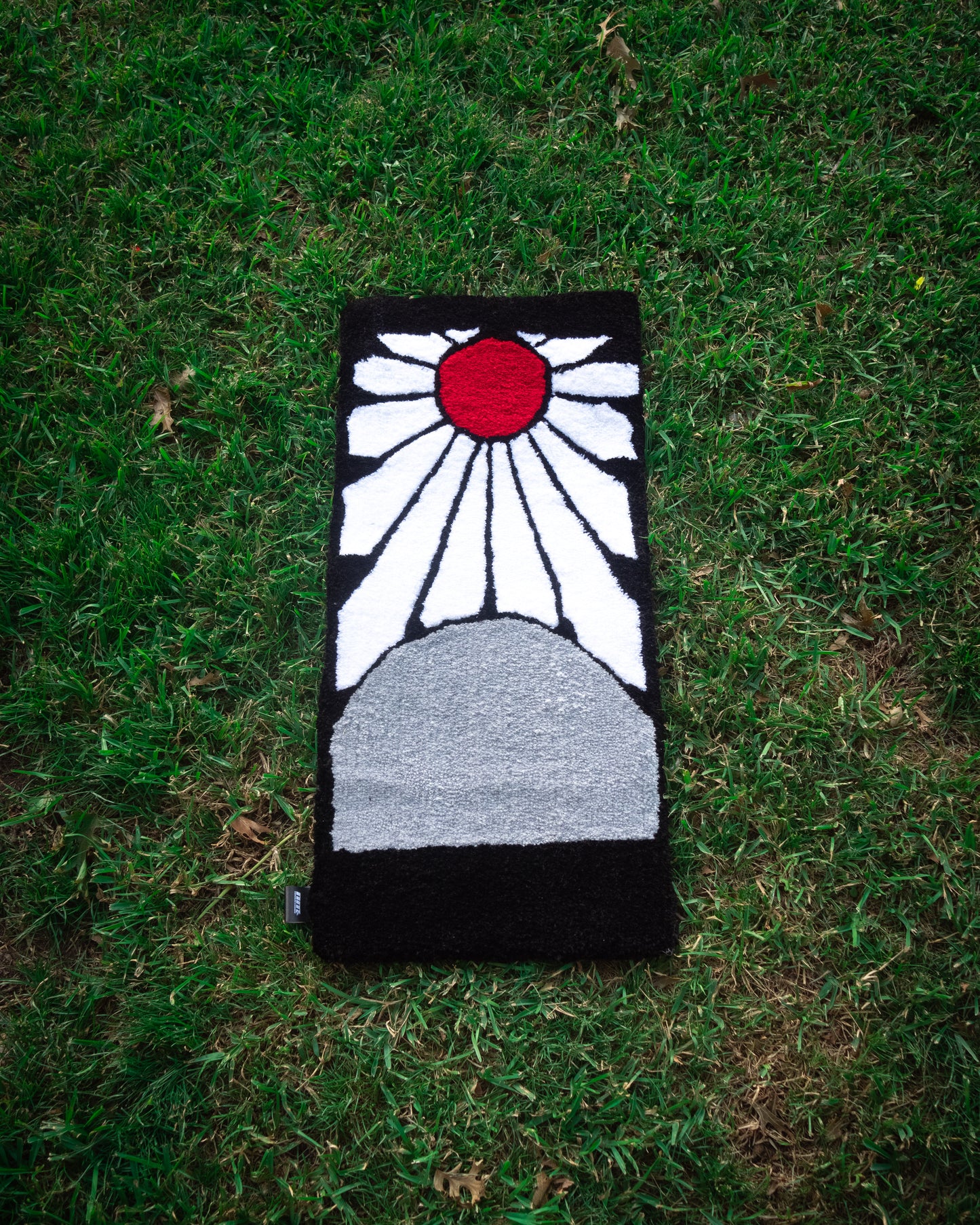 Sun Earring Rug